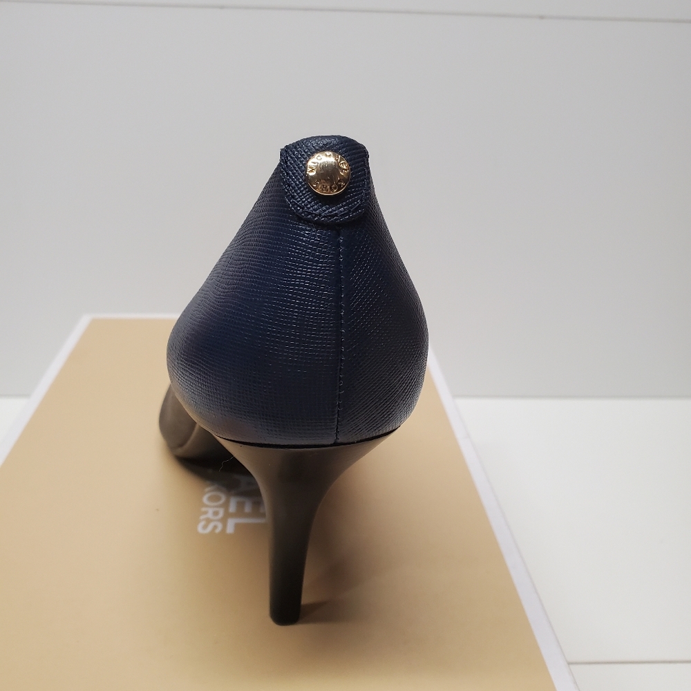 MK Flex Mid Pump Leather heels 👠 - Picture 2 of 7